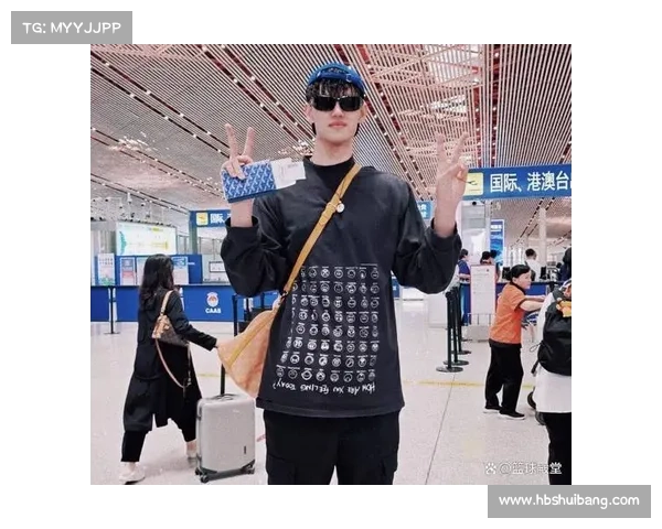曾凡博赴德治疗盼亚洲杯复出 帅气出征期待火线回归 曾凡博赴德治疗盼亚洲杯复出 帅气出征期待火线回归